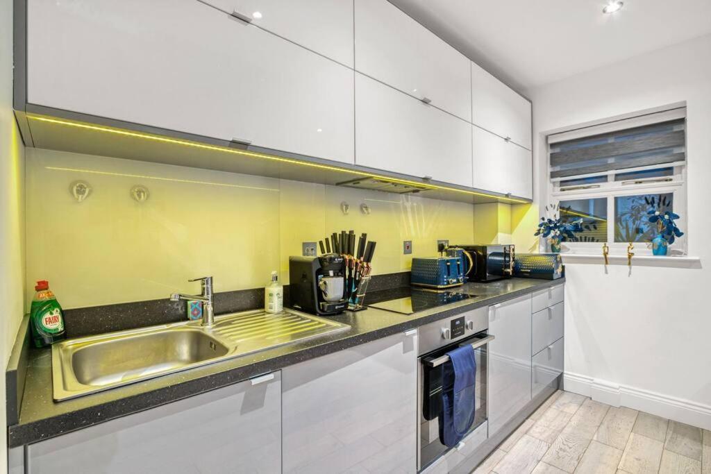 Apartamento Luxury Oasis Londres Exterior foto