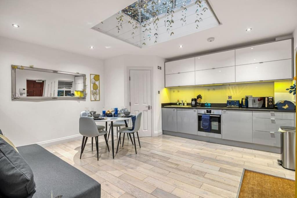 Apartamento Luxury Oasis Londres Exterior foto
